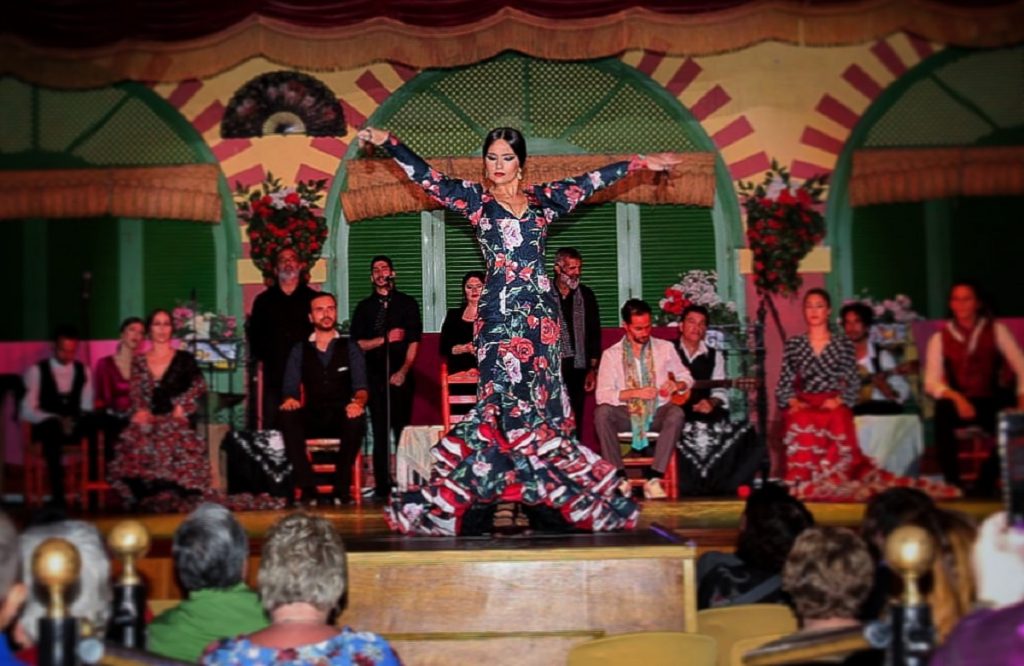 Soleá de José es una de las bailaoras de flamenco de El Palacio Andaluz de Sevilla